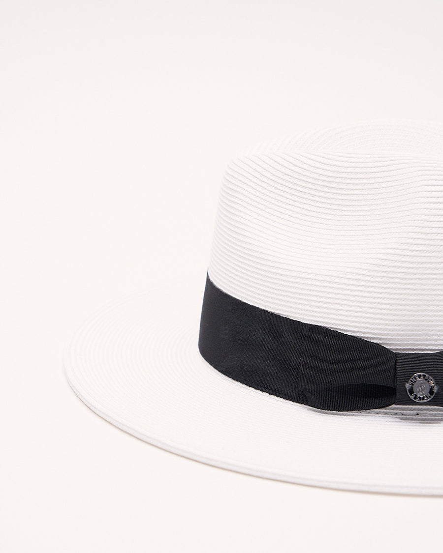 The Amari Bowtie-White