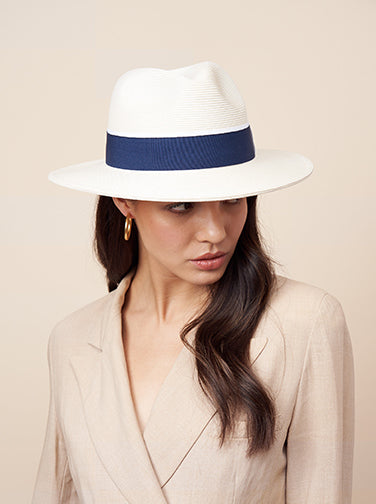 The Amari 2020-BW-Wholesale